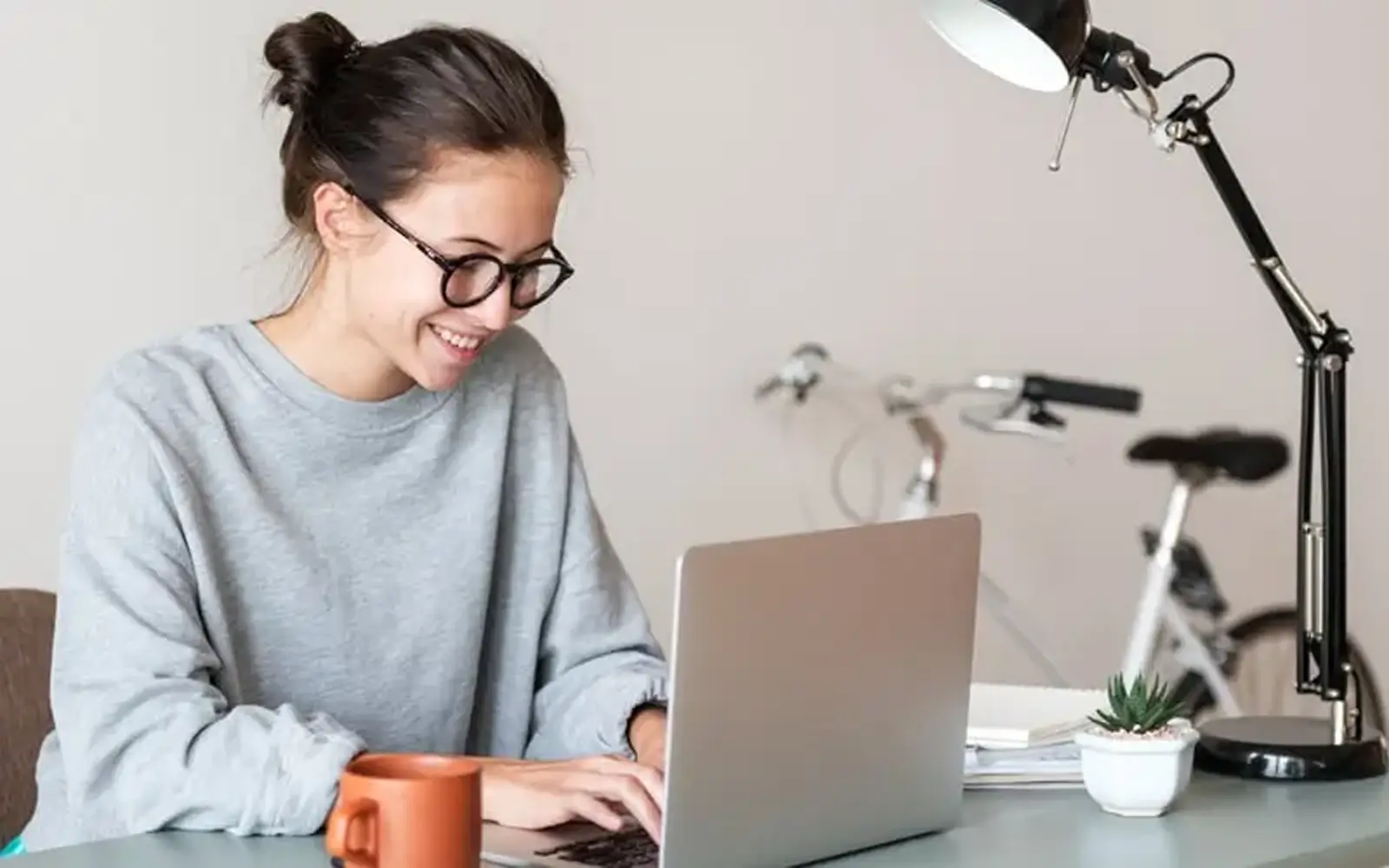 Automatyzacja dla freelancerów – jak osiągnąć większą niezależność i czas wolny?